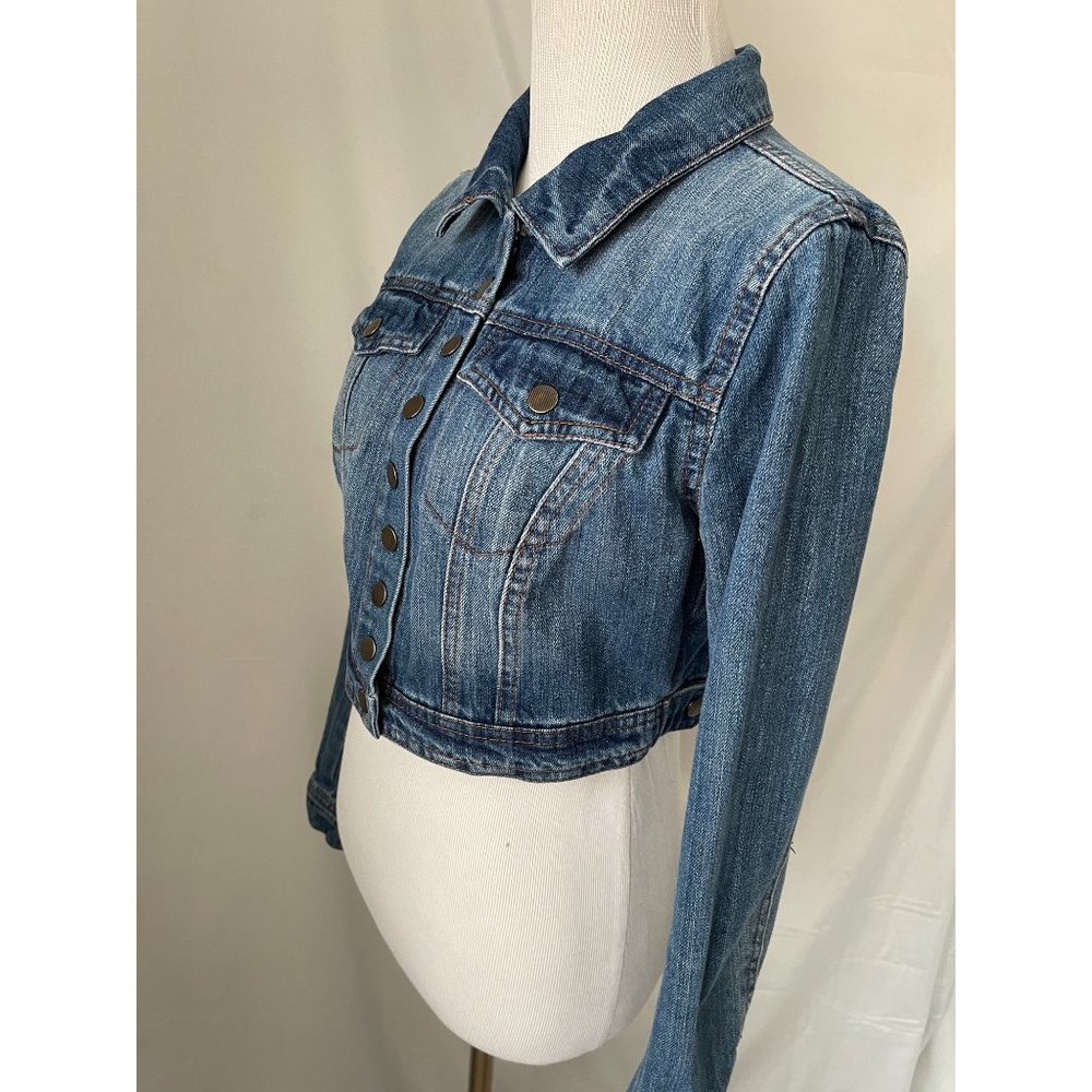 Ci Sono Medium Wash Snap Front Crop Denim Jacket - Picture 8 of 10